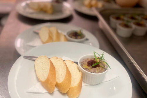 letni-apartmany-nezarka-restaurace-3